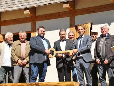 Schlüsselübergabe Altenburg.JPG